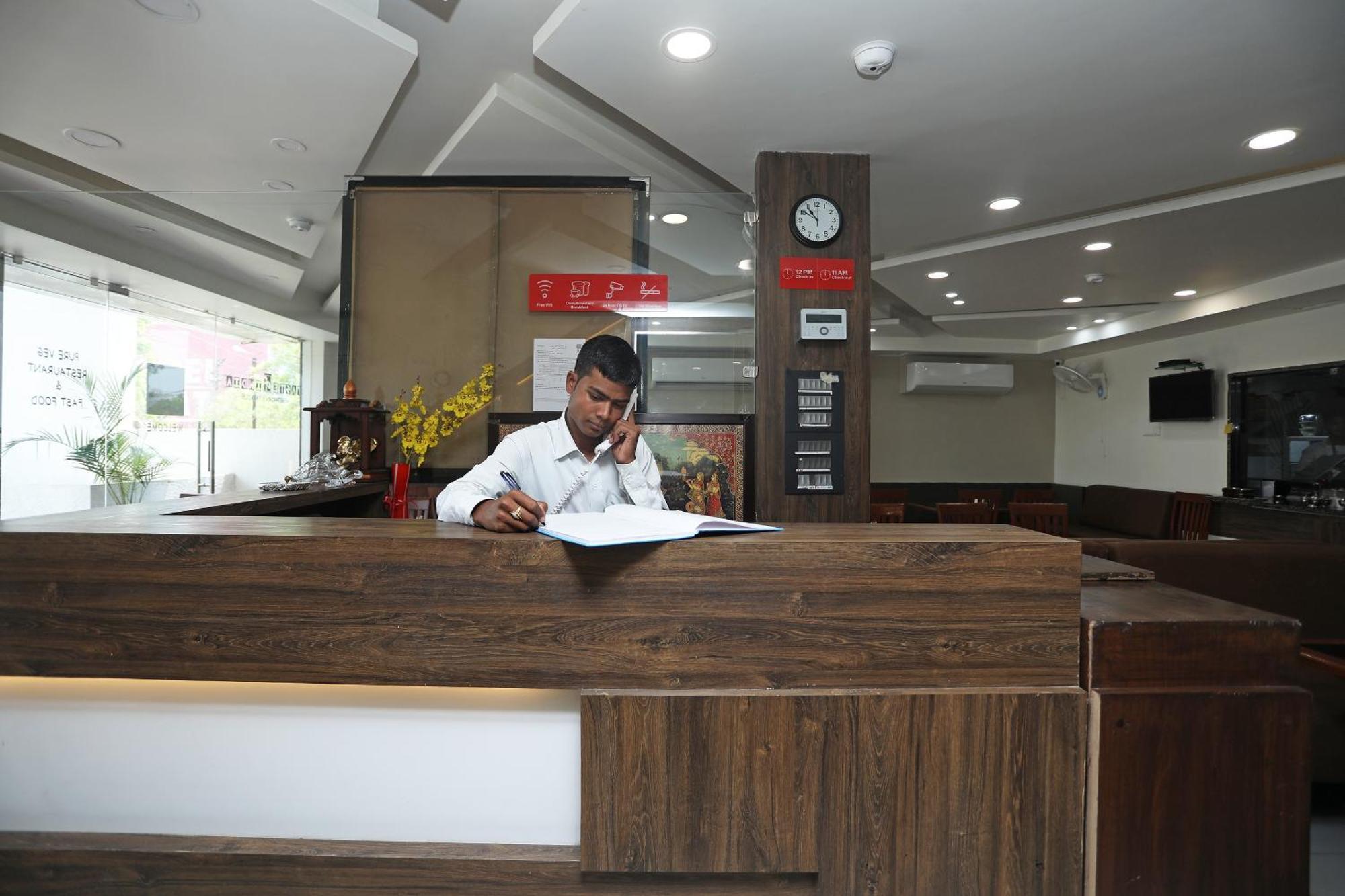 Super Hotel O Taste Of Temple Bhopal Exterior foto